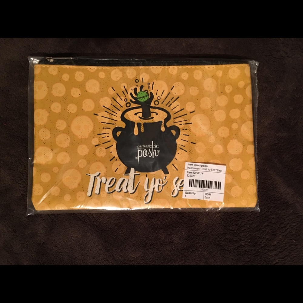 Perfectly Posh bag